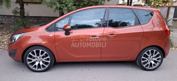 Opel Meriva 2011 photo 2