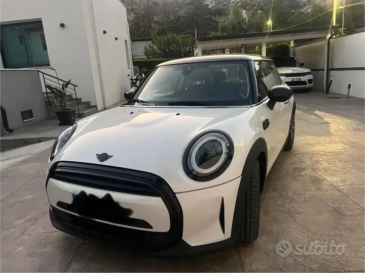 Mini Mini 2023 photo 2