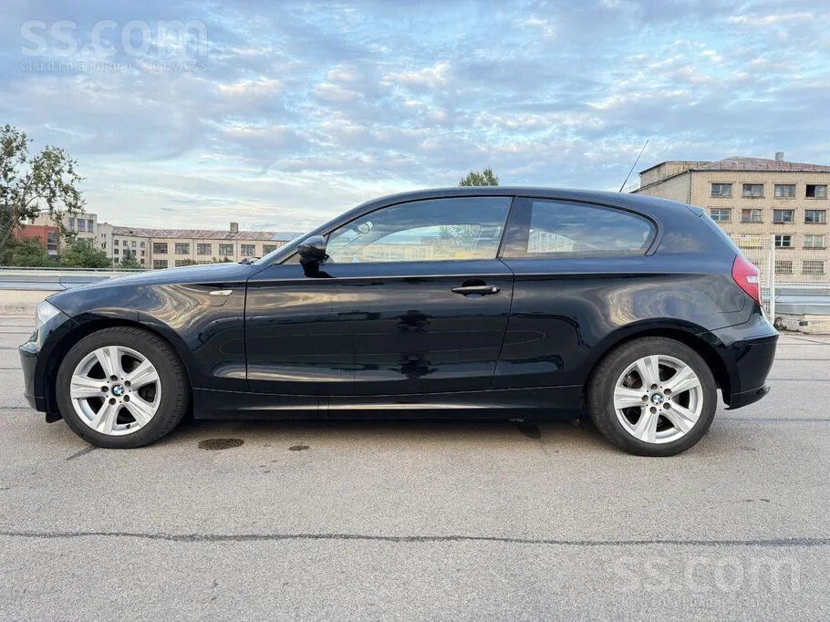 BMW 1 Series 2008 photo 4