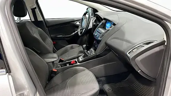 Ford Focus 2018 photo 3