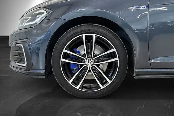Volkswagen Golf I 2018 photo 2