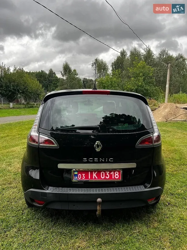 Renault Scenic 2014 photo 2
