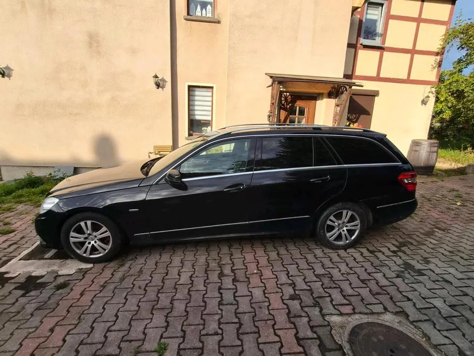 Mercedes-Benz E 250