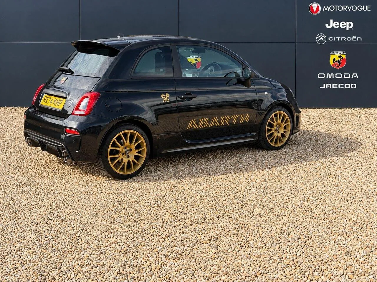 Abarth 695 2024 photo 5
