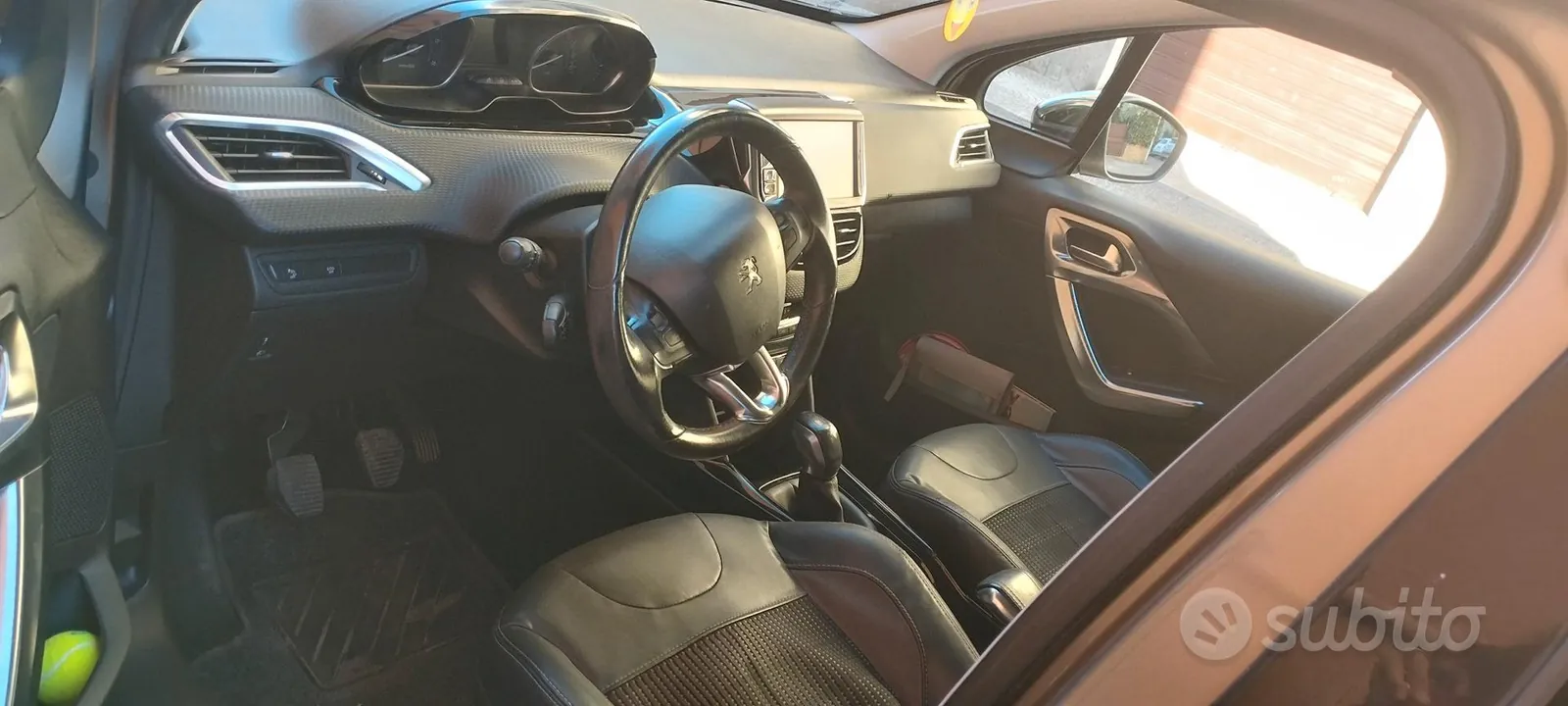 Peugeot 2008 2015 photo 4