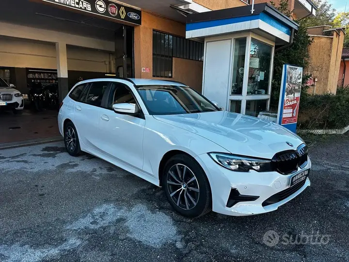 BMW 320
