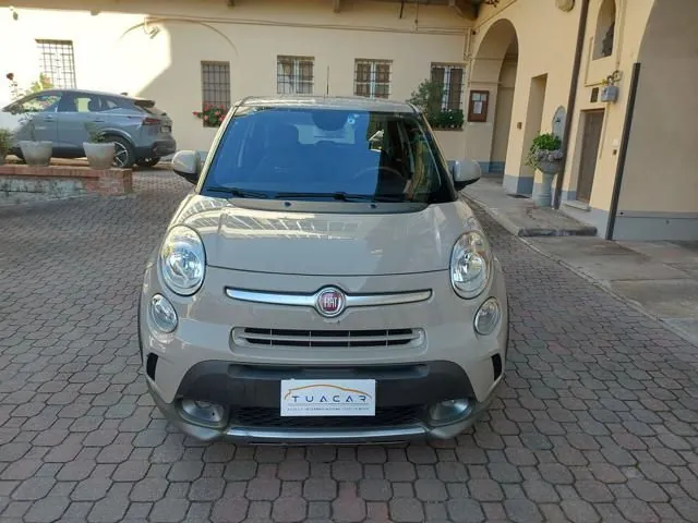 Fiat 500L 2014 photo 2