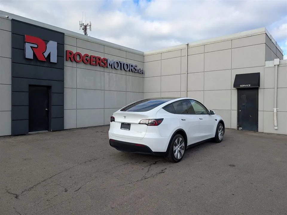 Tesla Model Y 2022 photo 5
