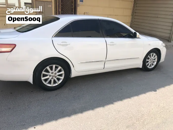 Toyota Camry 2011 photo 2