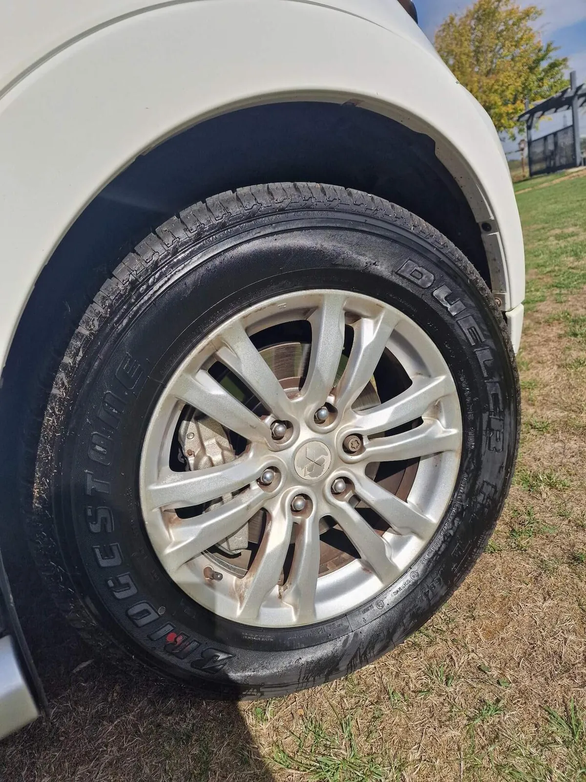 Mitsubishi Shogun 2016 photo 5