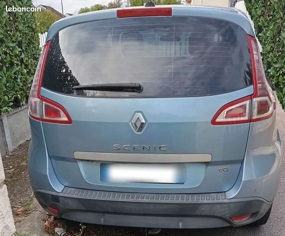 Renault Megane 2009 photo 2