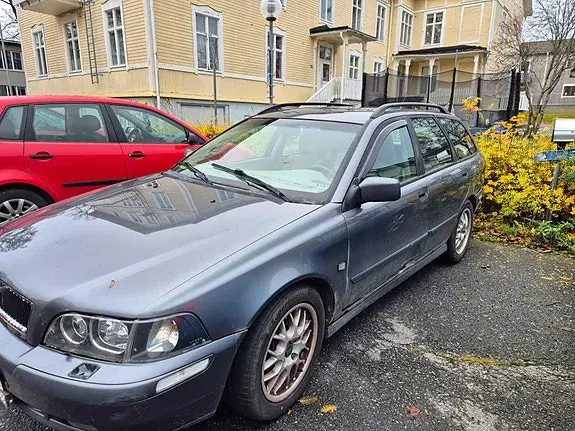 Volvo V40