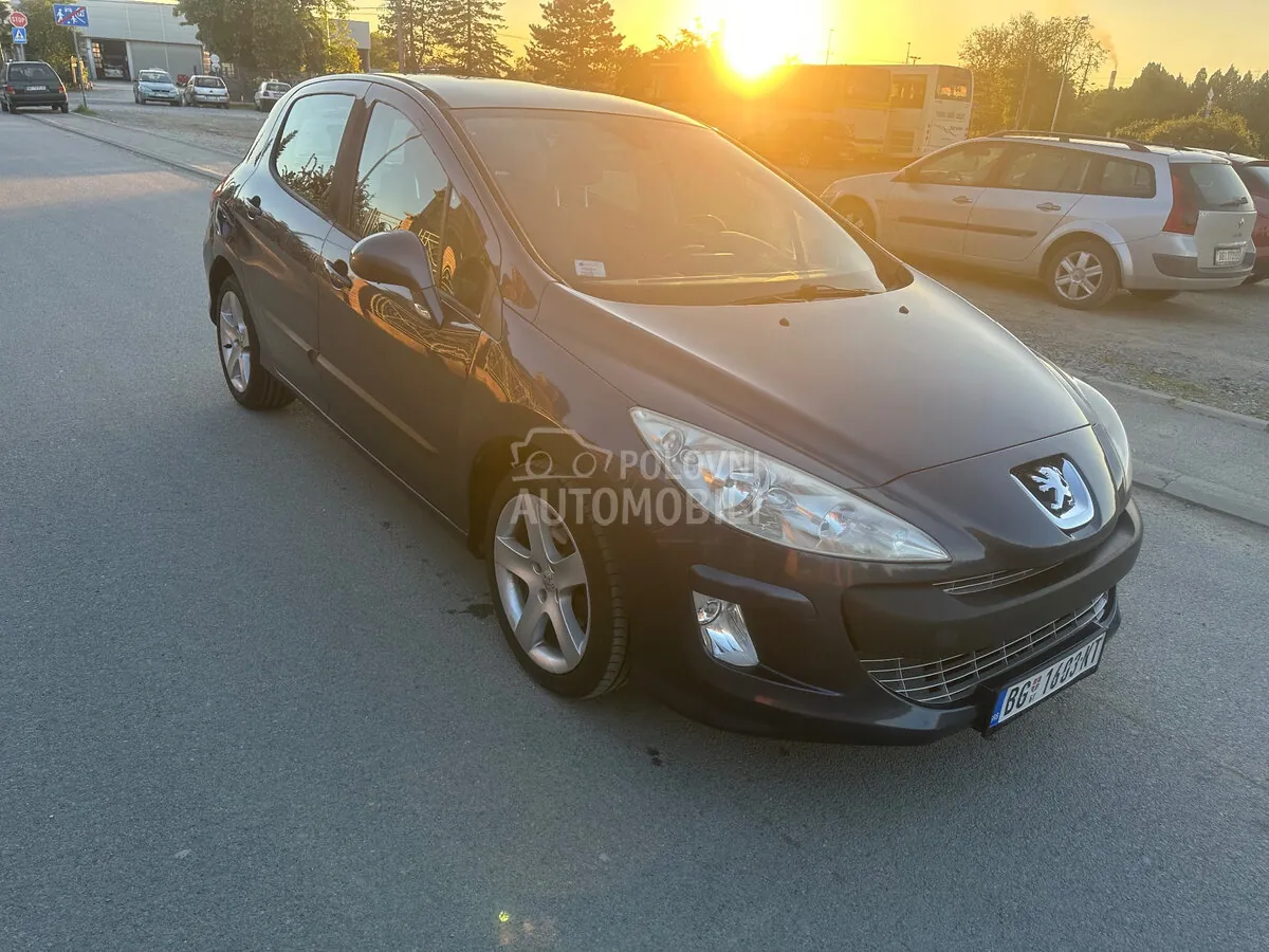 Peugeot 308 2008 photo 2