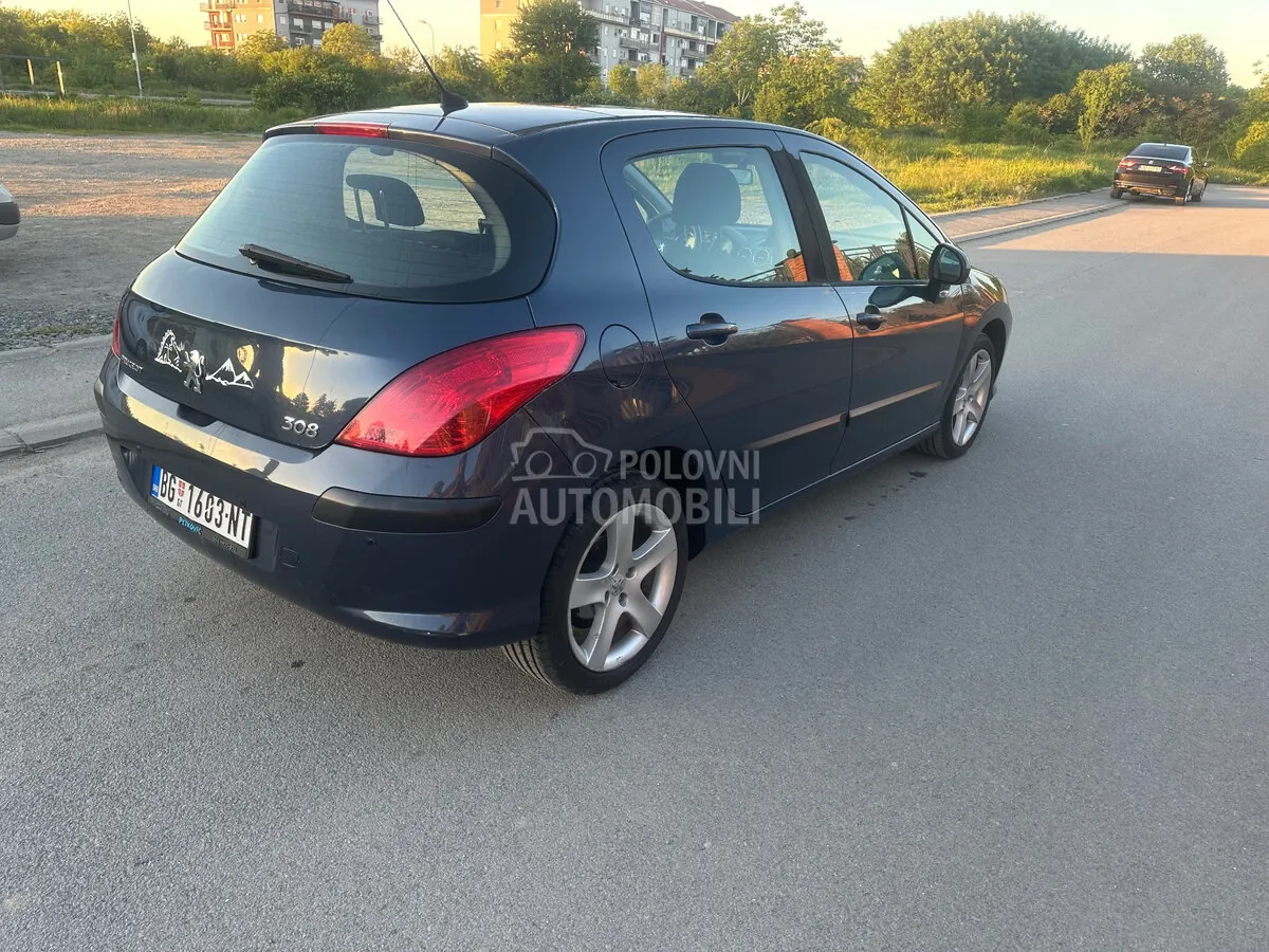 Peugeot 308 2008 photo 3