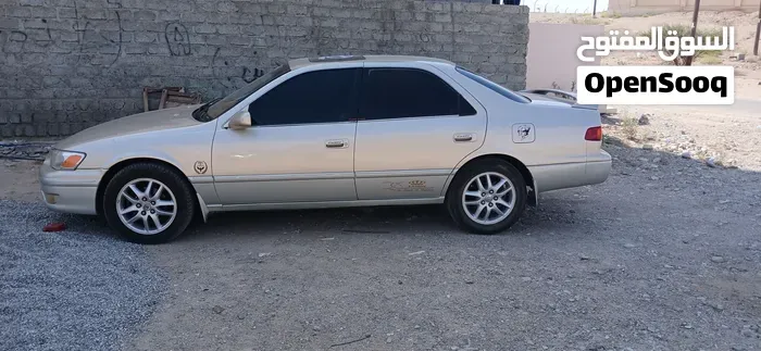 Toyota Camry 2000 photo 3