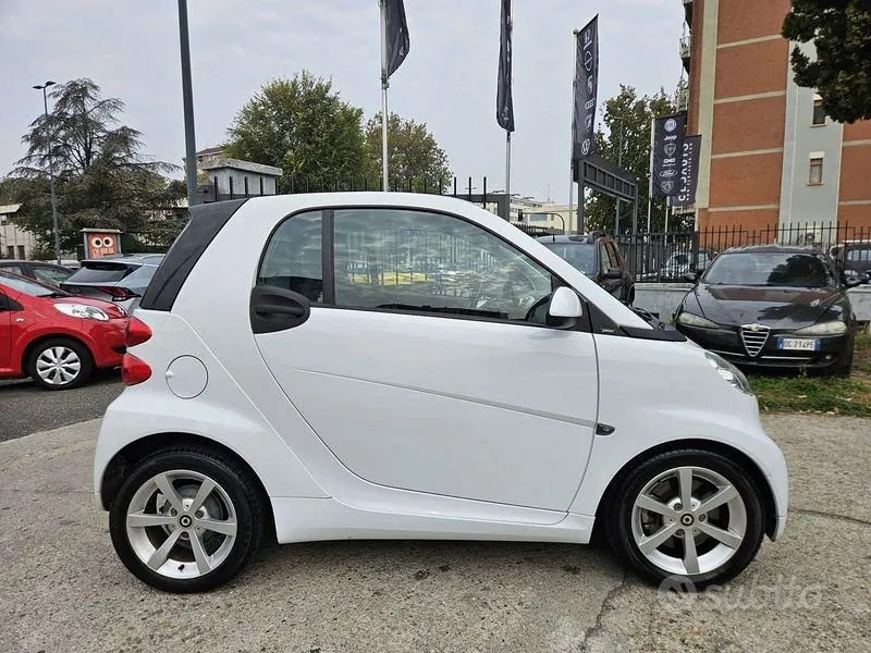 Smart Fortwo 2012 photo 3