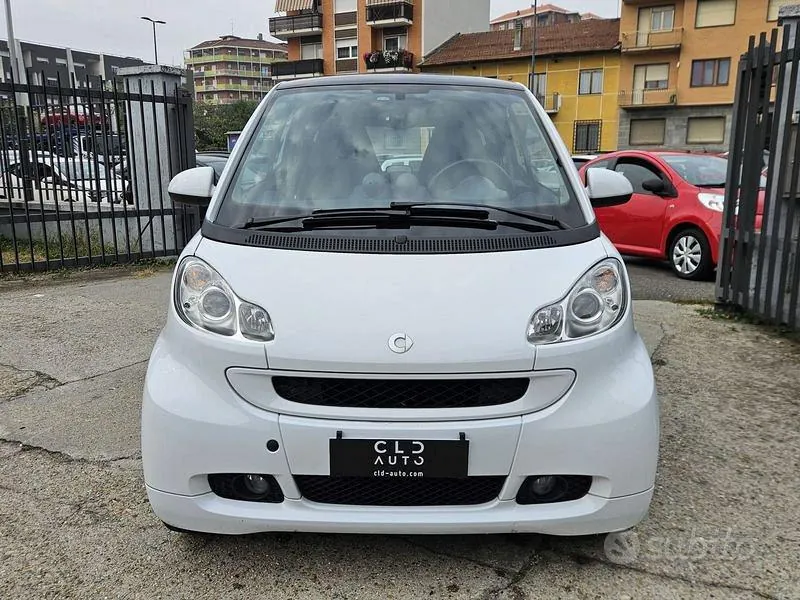 Smart Fortwo 2012 photo 2