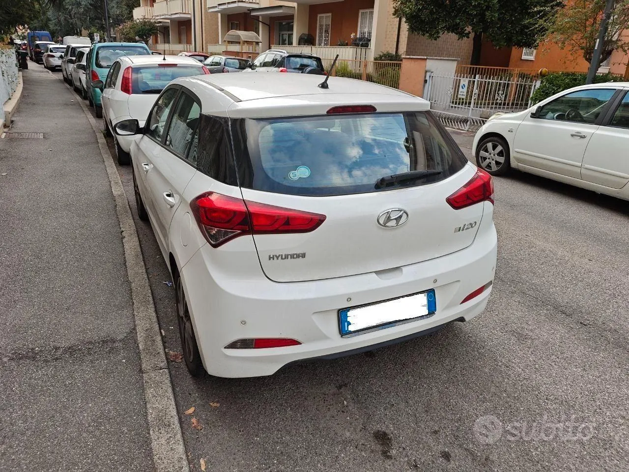 Hyundai I20 2015 photo 3