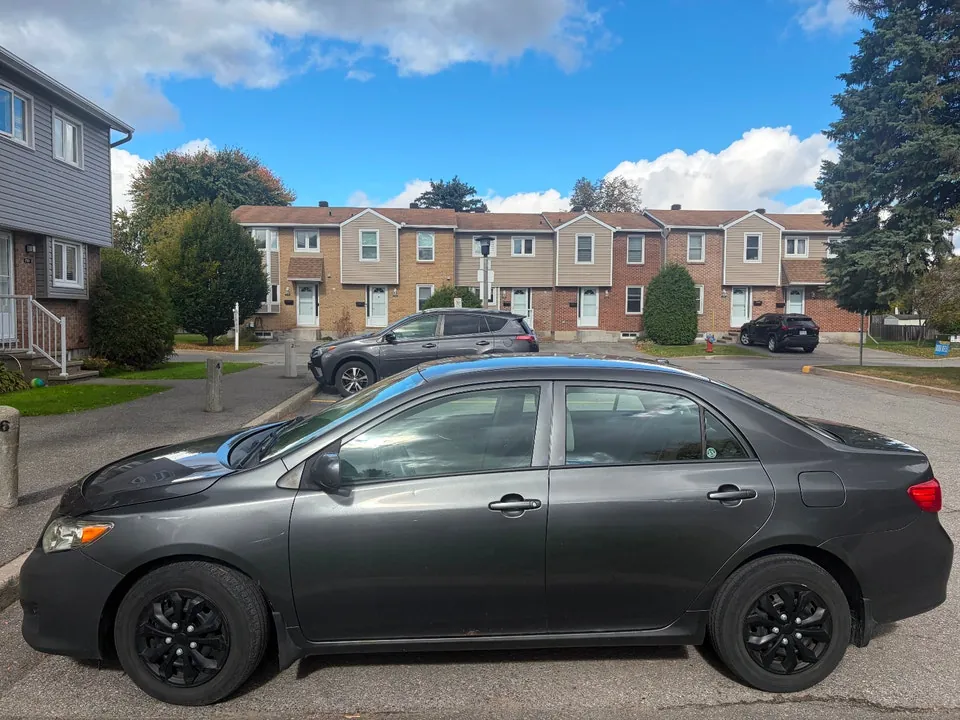 Toyota Corolla 2010 photo 2