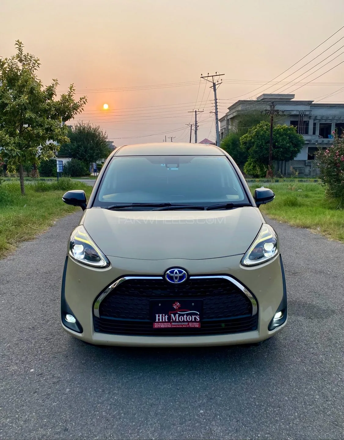 Toyota Sienta