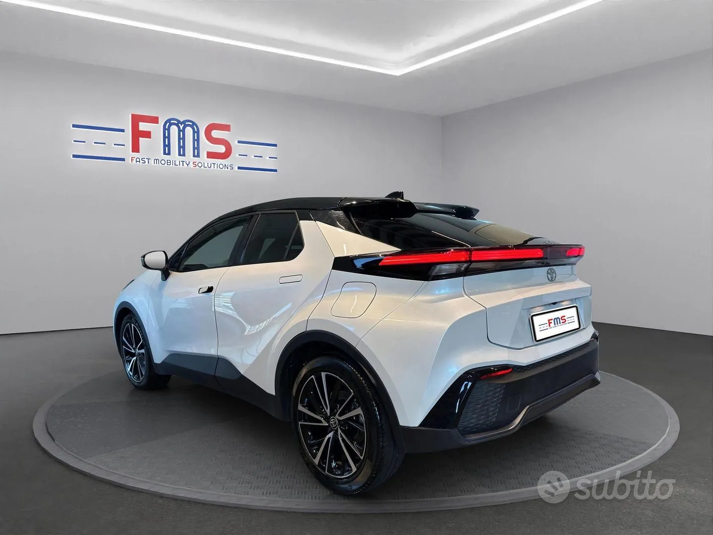 Toyota C-Hr 2024 photo 3