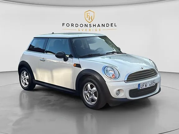 Mini One 2012 photo 3