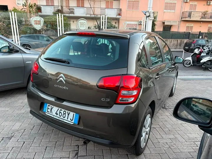 Citroen C3 2012 photo 3