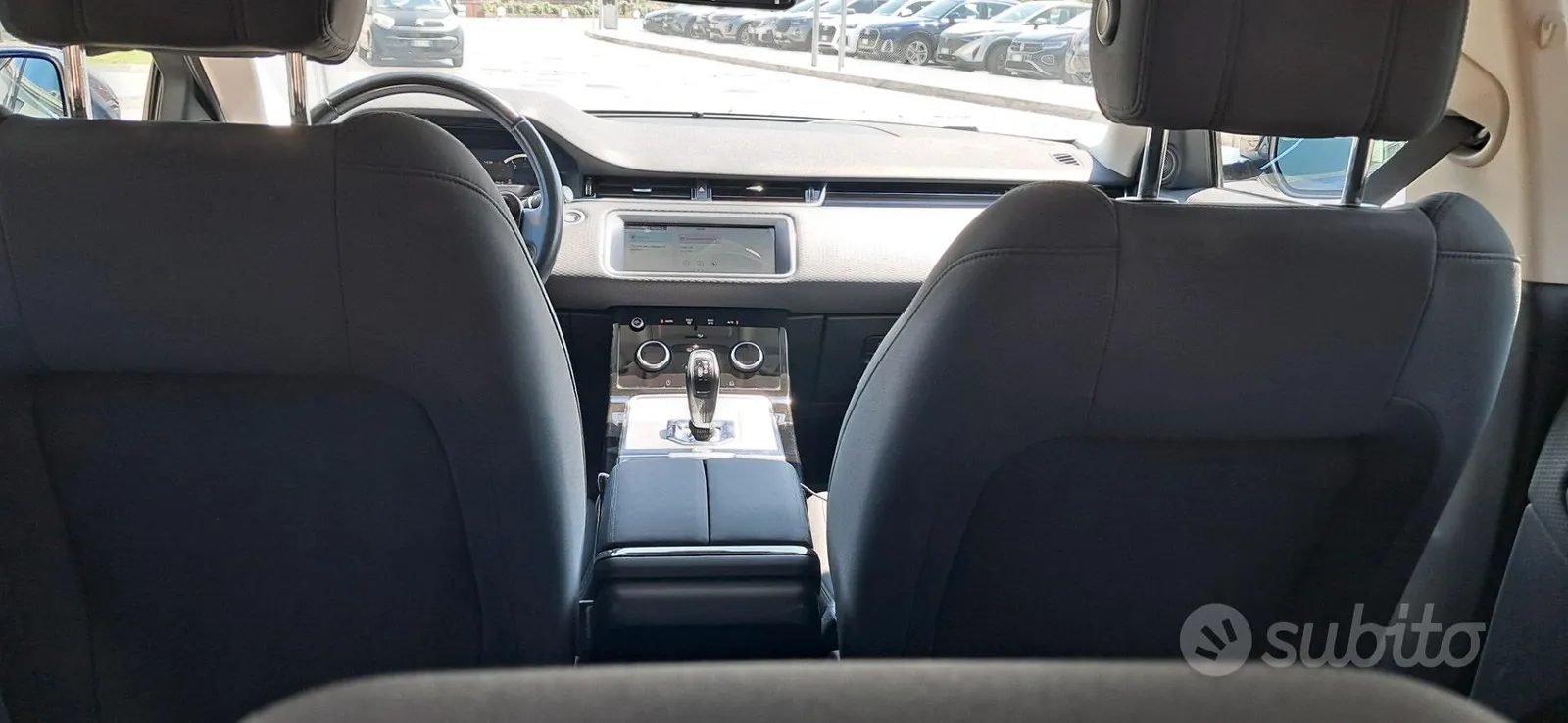 Land Rover Range Rover Evoque 2020 photo 4