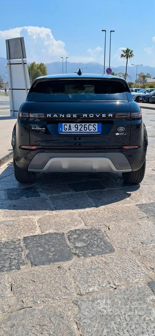 Land Rover Range Rover Evoque 2020 photo 2