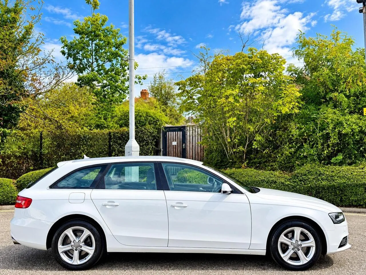 Audi A4 Avant 2015 photo 4