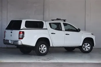Mitsubishi Triton 2022 photo 3