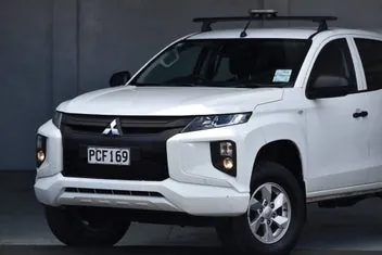 Mitsubishi Triton 2022 photo 5