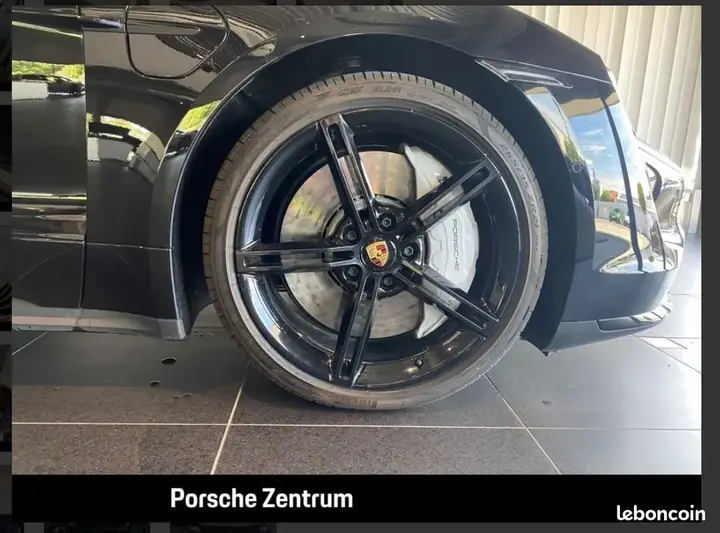 Porsche Taycan 2029 photo 4