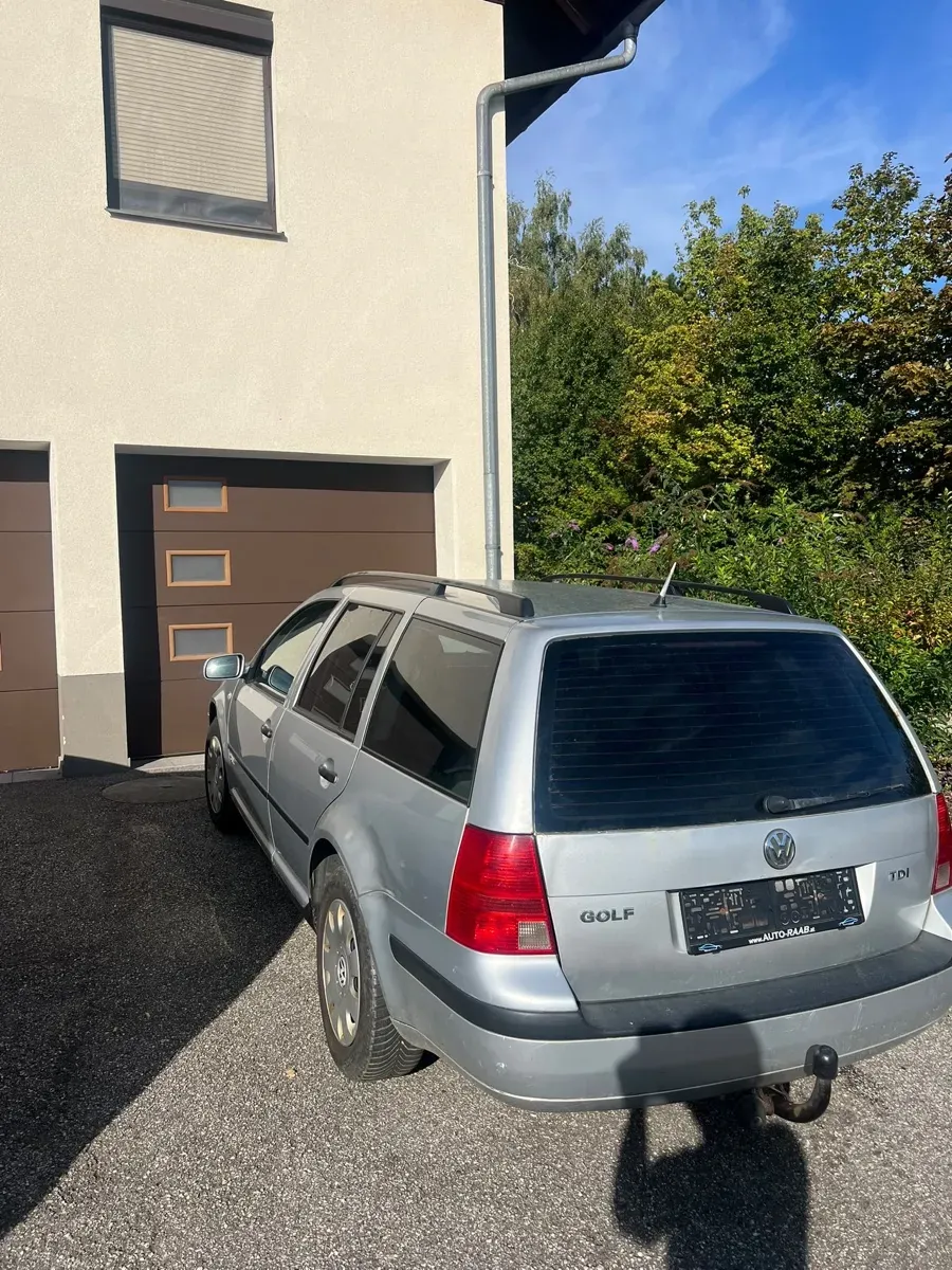 Volkswagen Golf 2005 photo 2