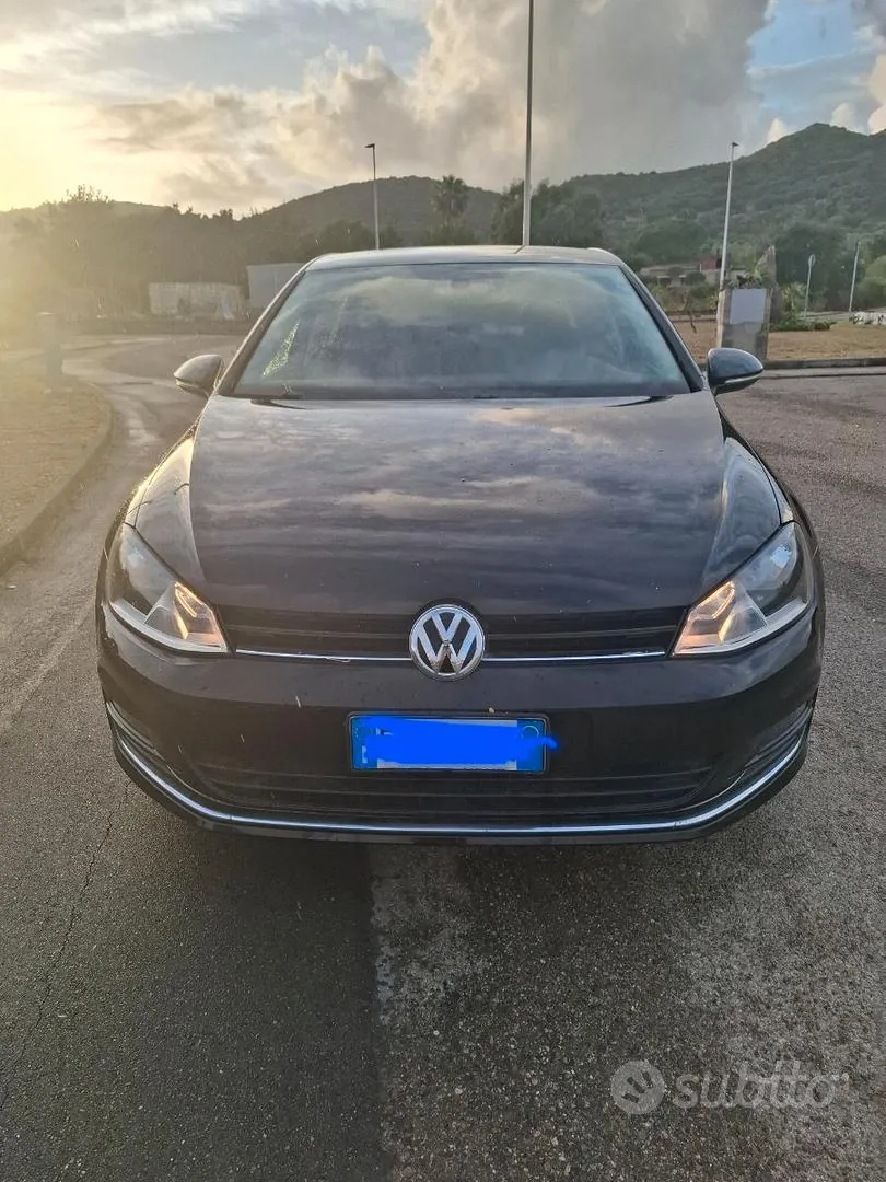 Volkswagen Golf 2012 photo 3