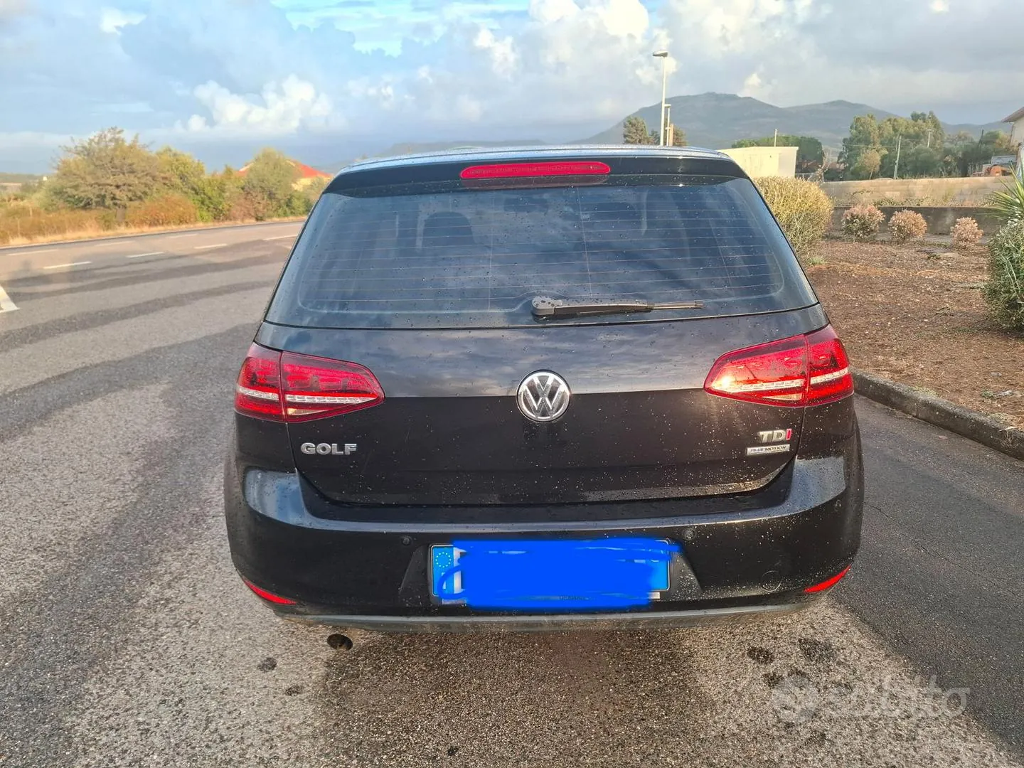 Volkswagen Golf 2012 photo 2