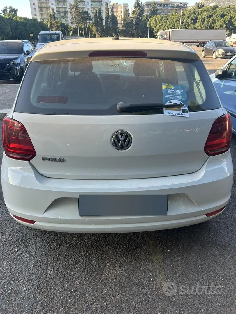 Volkswagen Polo 2015 photo 3