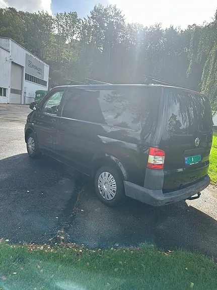 Volkswagen Transporter 2010 photo 3