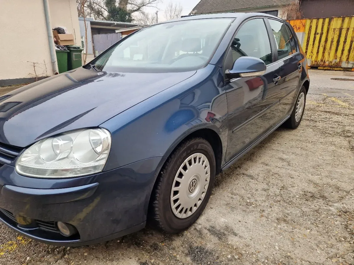 Volkswagen Golf 2005 photo 2