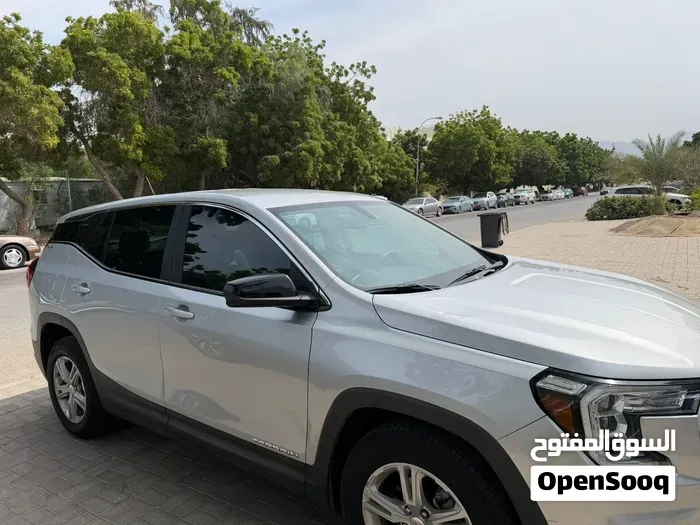 GMC Terrain 2022 photo 2