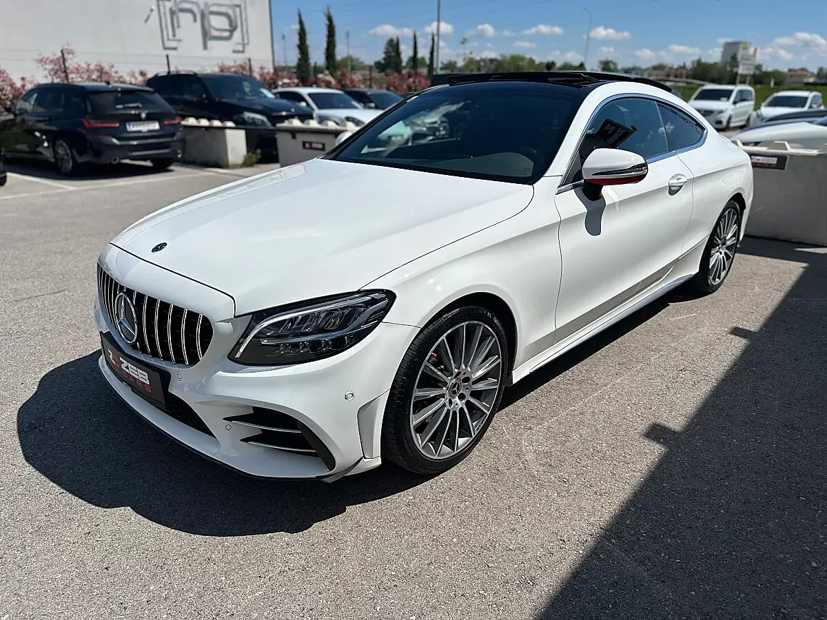Mercedes-Benz C-Class 2019 photo 3