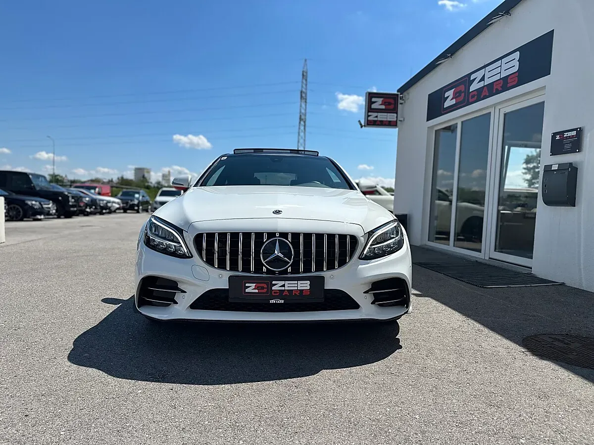 Mercedes-Benz C-Class 2019 photo 2