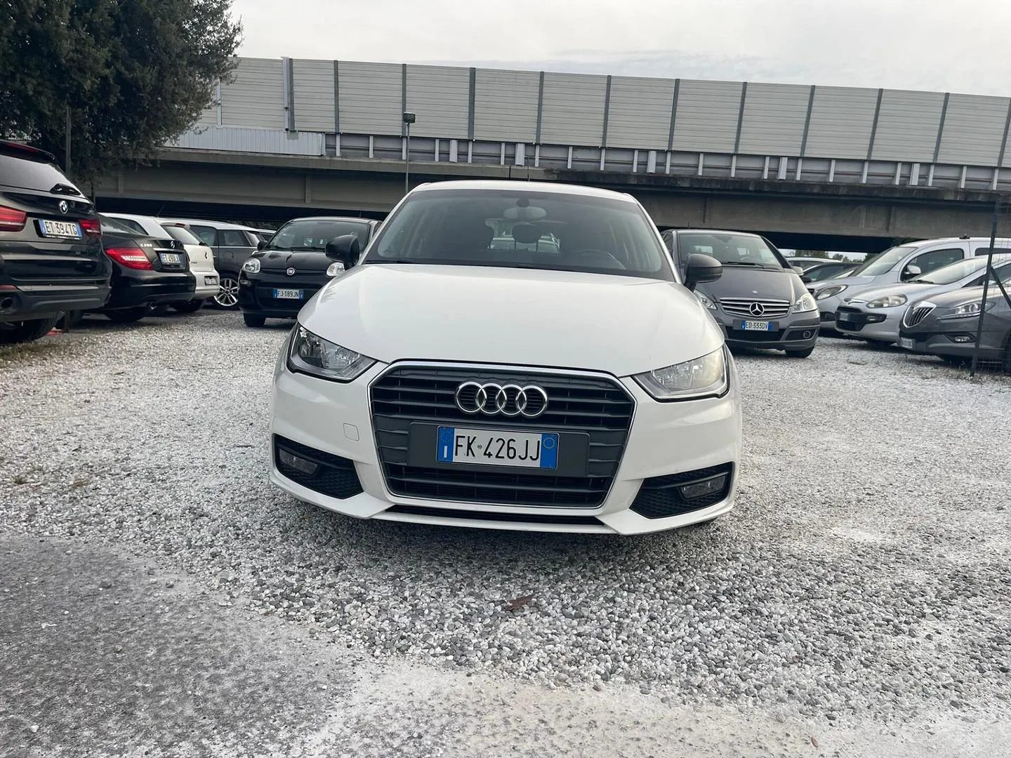 Audi A1 2017 photo 2