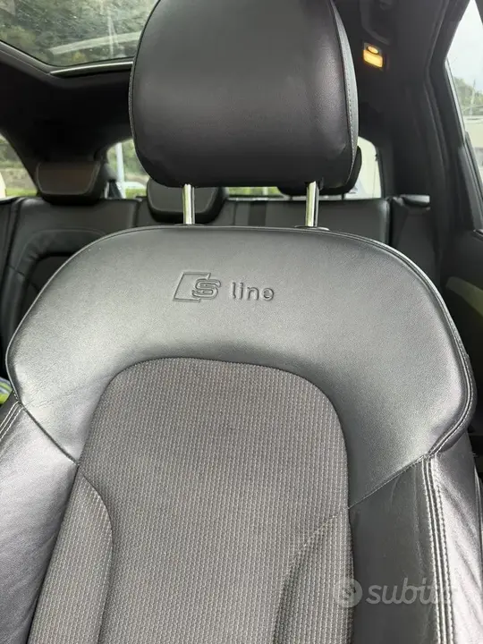 Audi Q5 2010 photo 4