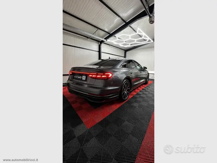 Audi A8 2023 photo 4