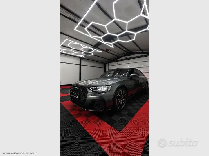Audi A8 2023 photo 3