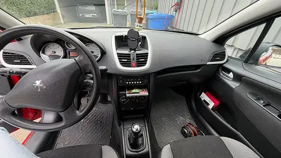 Peugeot 207 2008 photo 5