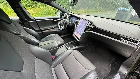 Tesla Model S 2017 photo 3