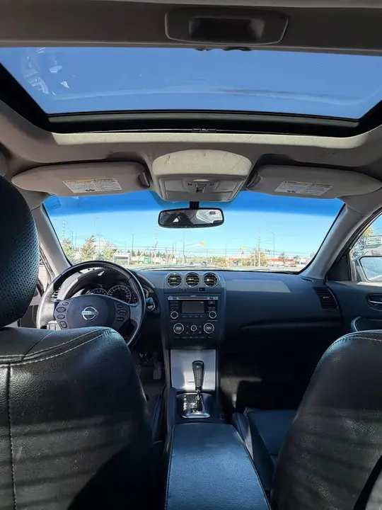Nissan Altima 2010 photo 5