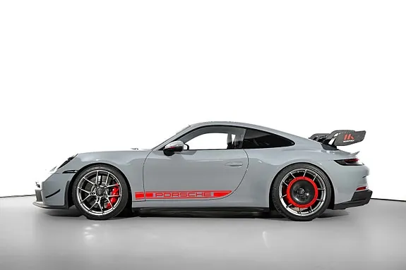 Porsche 911 Gt3 2023 photo 2